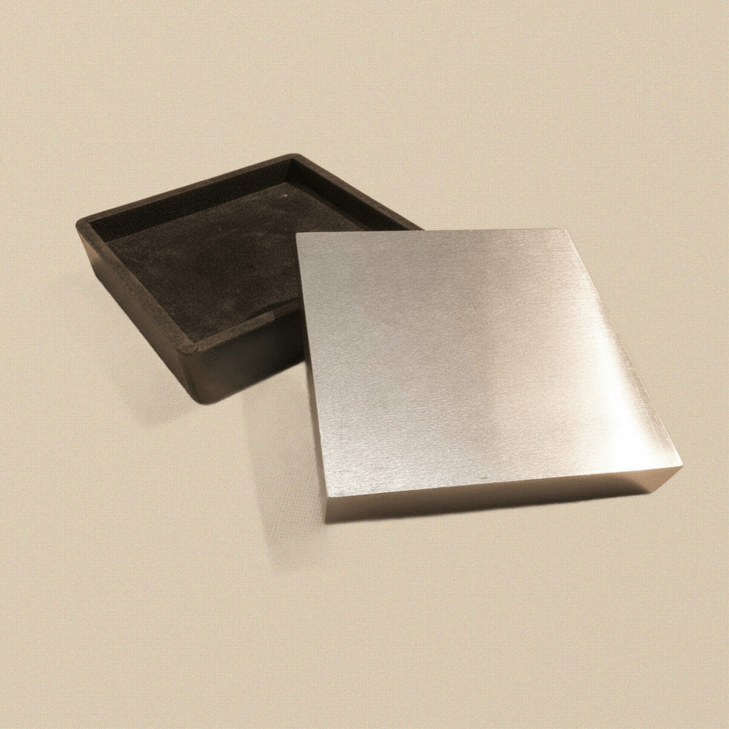 Dual-Surface Bench Block with 97 mm Steel Anvil and Shock-Absorbing Rubber Base