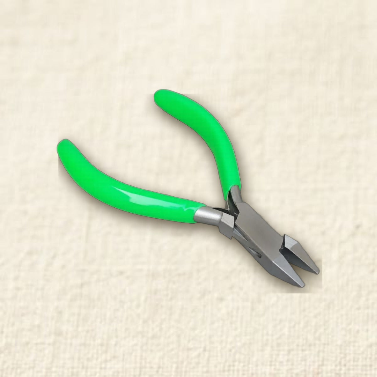 Narrow Flat Nose Pliers with PVC Handles, Tapered Jaw Jewellery Making Tool, 125mm Beading and Crafts Pliers