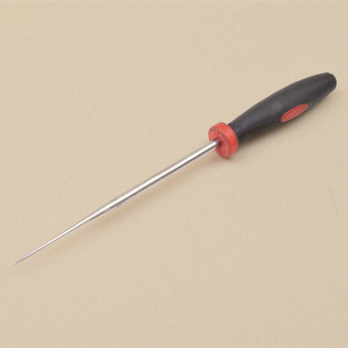 Knotting awl from above showing the fine steel point