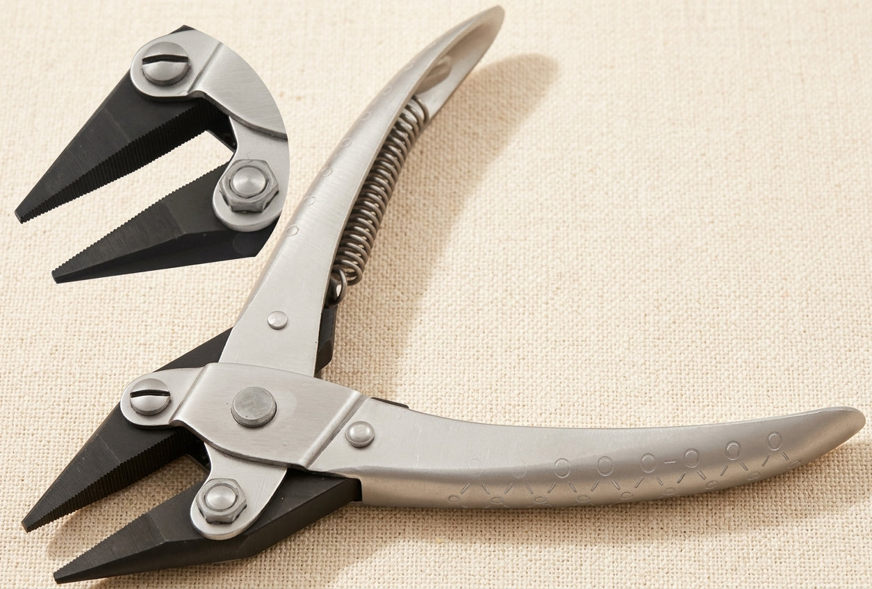 Parallel action chain nose pliers with serrated jaws, 140mm carbon steel jewellery craft tool