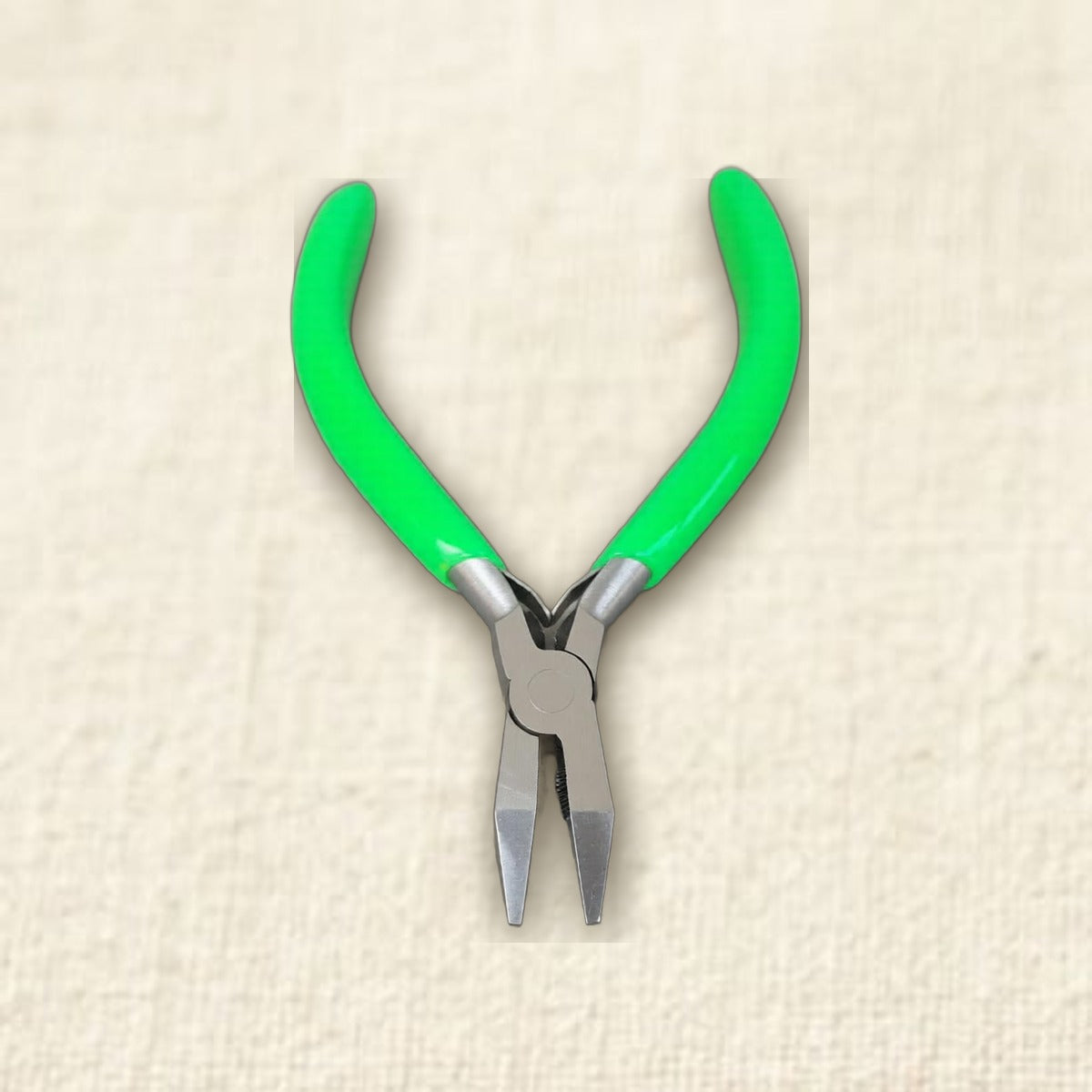 Narrow Flat Nose Pliers with PVC Handles, Tapered Jaw Jewellery Making Tool, 125mm Beading and Crafts Pliers
