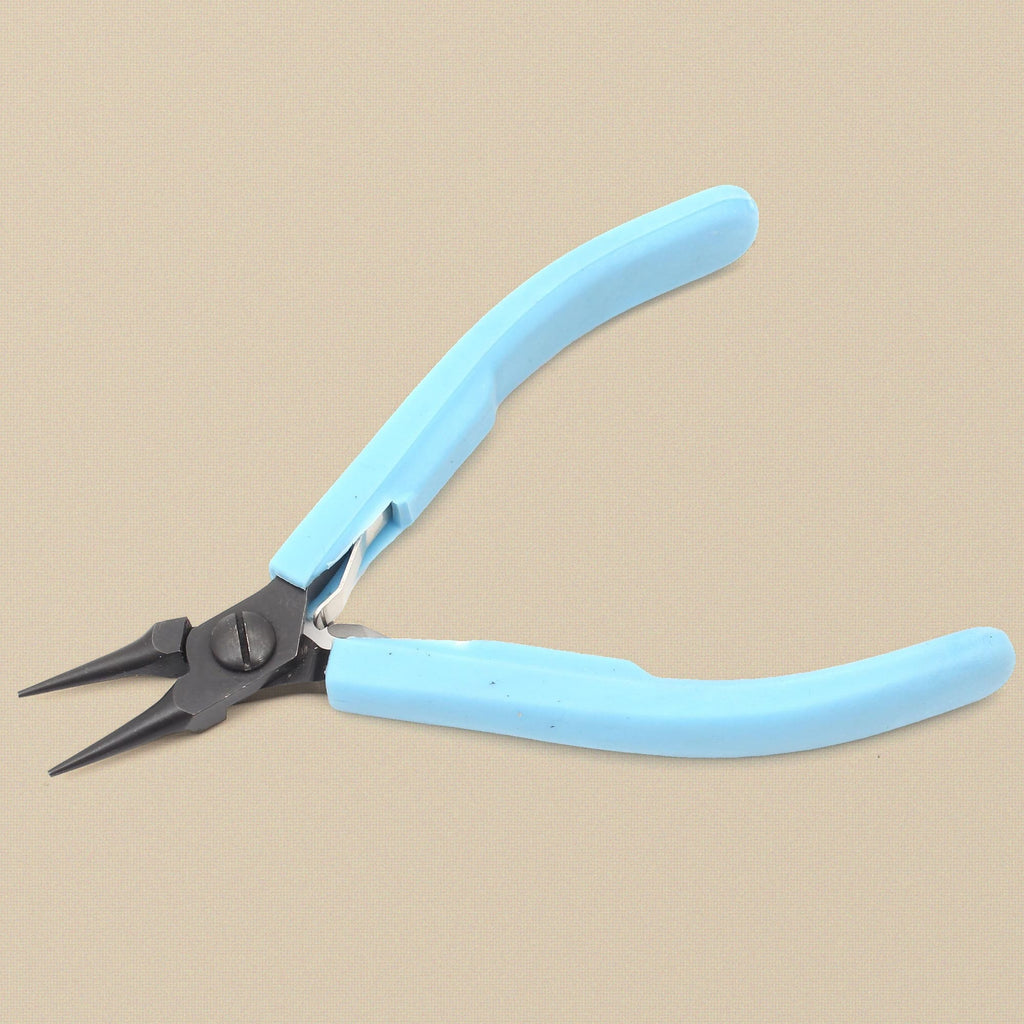 Economy round nose pliers seen from the side