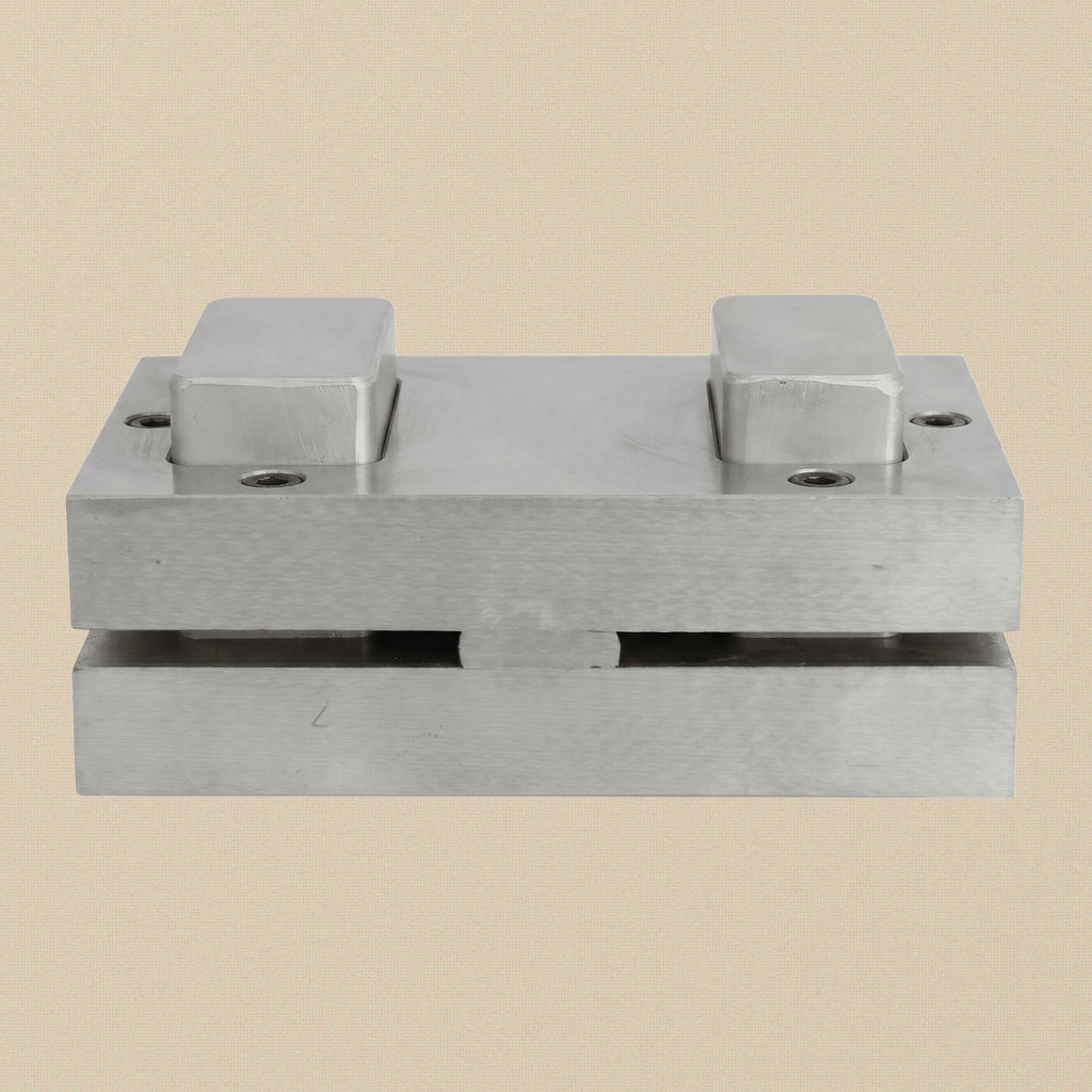 Side profile of the disc cutter die block, showing its thickness and material.