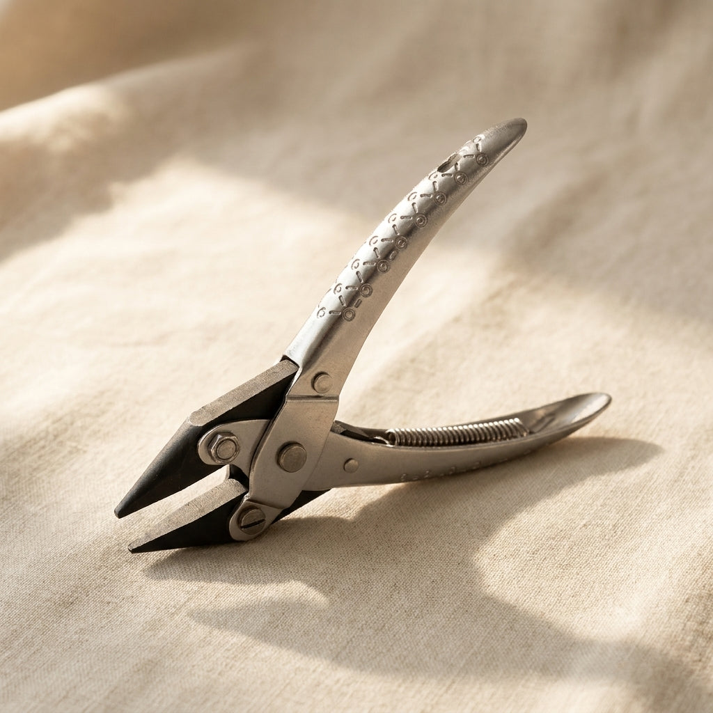 Parallel action chain nose pliers for jewellery making, smooth jaws, 140mm stainless steel tool