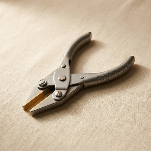 125mm parallel action flat nosed pliers with smooth brass jaws for jewellery crafts
