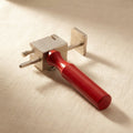 Professional jeweller's parallel-action vice cutting tool with straight edges, steel construction