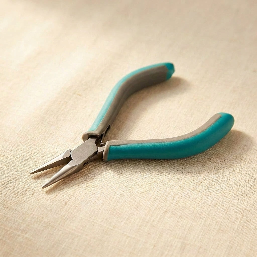 Stainless steel chain nose pliers with slim ergonomic two-toned grips for jewellery making