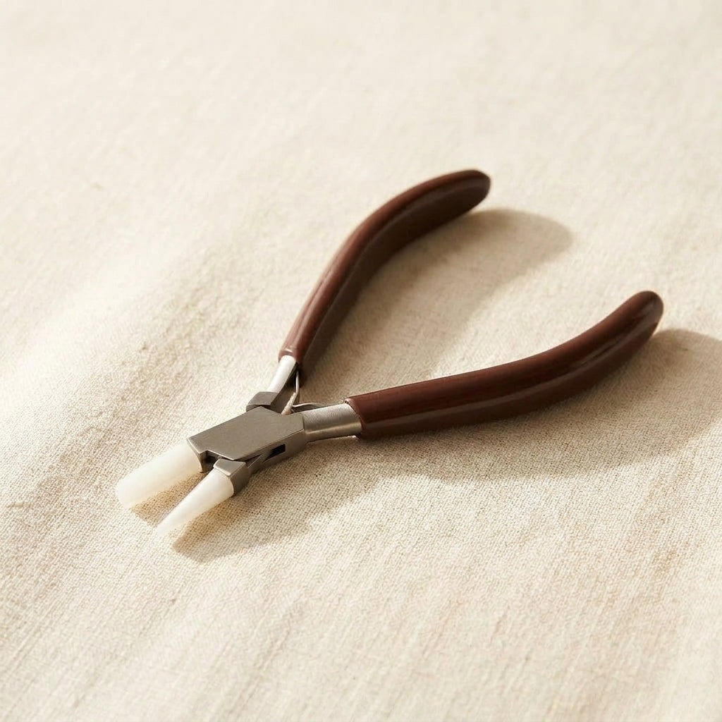 Ergonomic comfort round and flat nose pliers, 5.5 inch stainless steel with PVC grips for jewellery crafts.