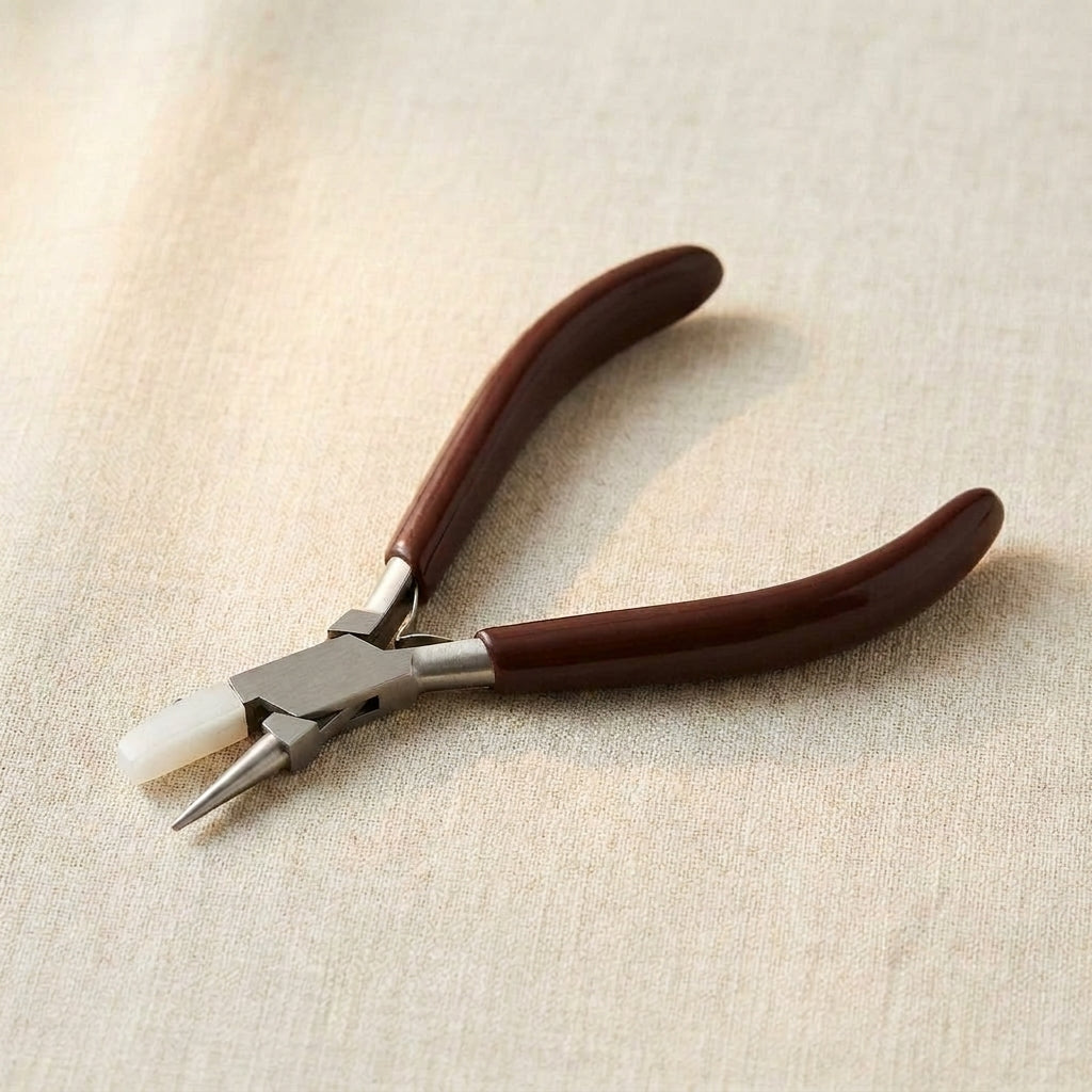 Ergonomic steel round and flat nose jewellery pliers, 5.5 inch, with PVC grips