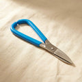 Straight-bladed jewellers snips, 17.8cm, with PVC handle for precise cutting