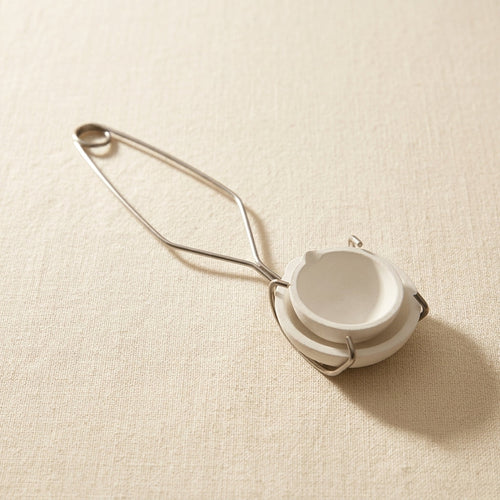 Crucible dish and stainless steel pinch tongs for metal melting and jewellery crafting