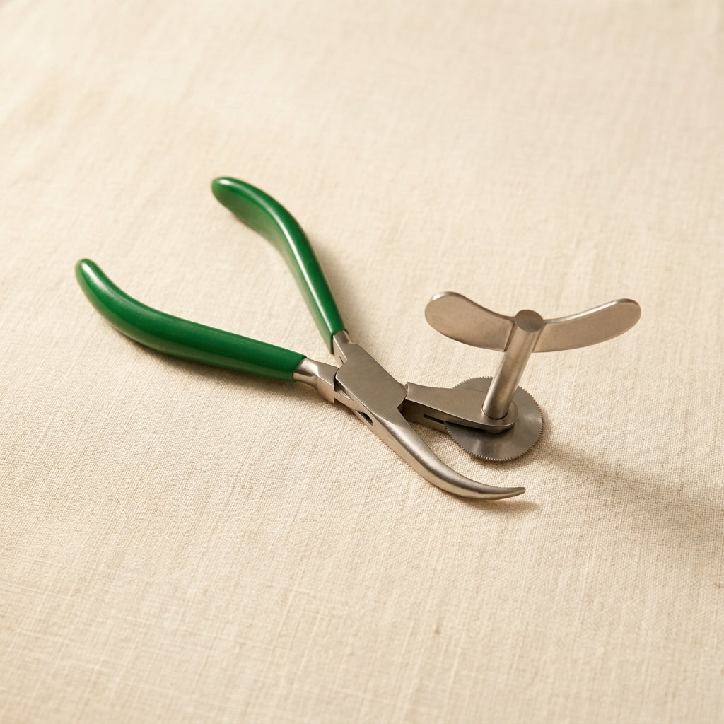 Stainless steel ring cutting tool with heavy duty PVC handle, for emergency use.