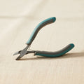 4.75-inch stainless steel side cutters with slim two-toned ergonomic grips for jewellery making.