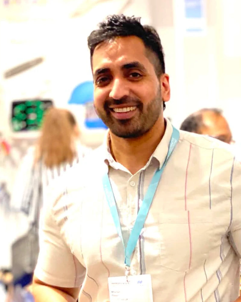 Khurram Yaseen, bench jeweller and lead editor of Jewellery Tools